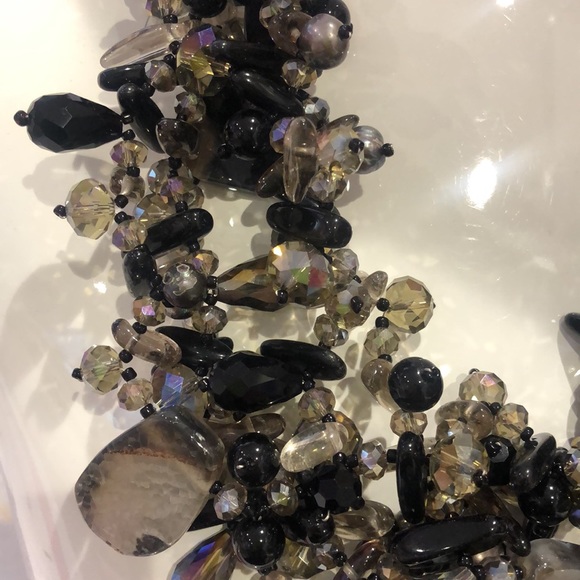 Amazing Jet Black & Gray Stone Crystal Necklace - Picture 3 of 7